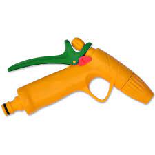 pistolet-plastikoviy